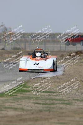 media/Oct-25-2025-CalClub SCCA (Sat) [[34c778dfbe]]/Group 5/Qualifying/